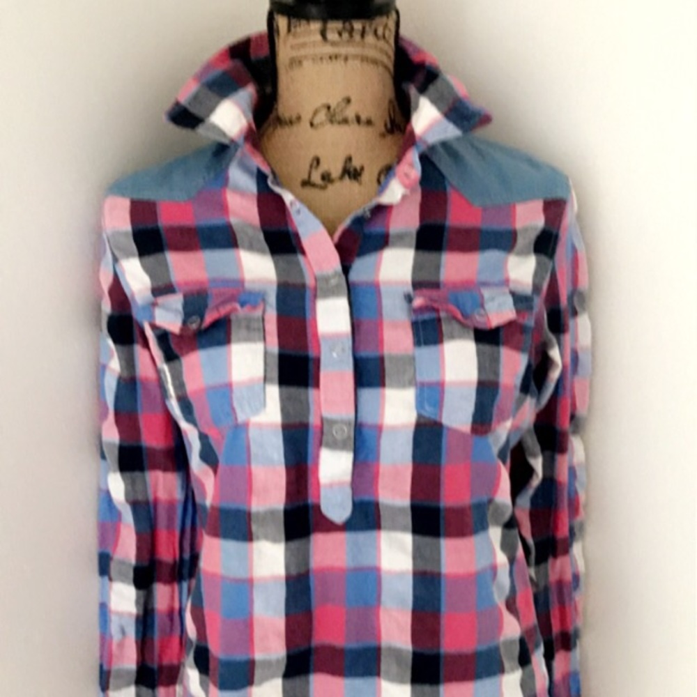 I LOVE H. Eighty One - Button Down Shirt - L